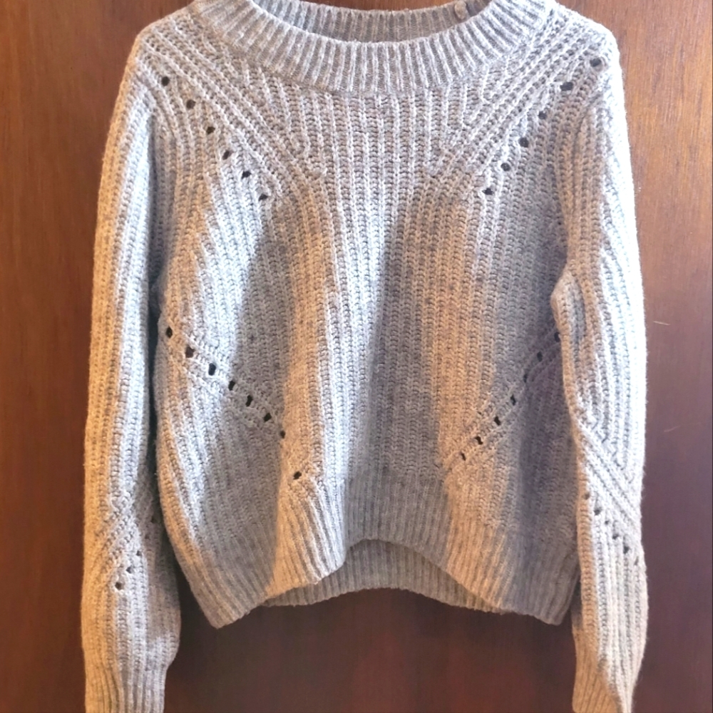 Gap Gray Crop Sweater *Size L*